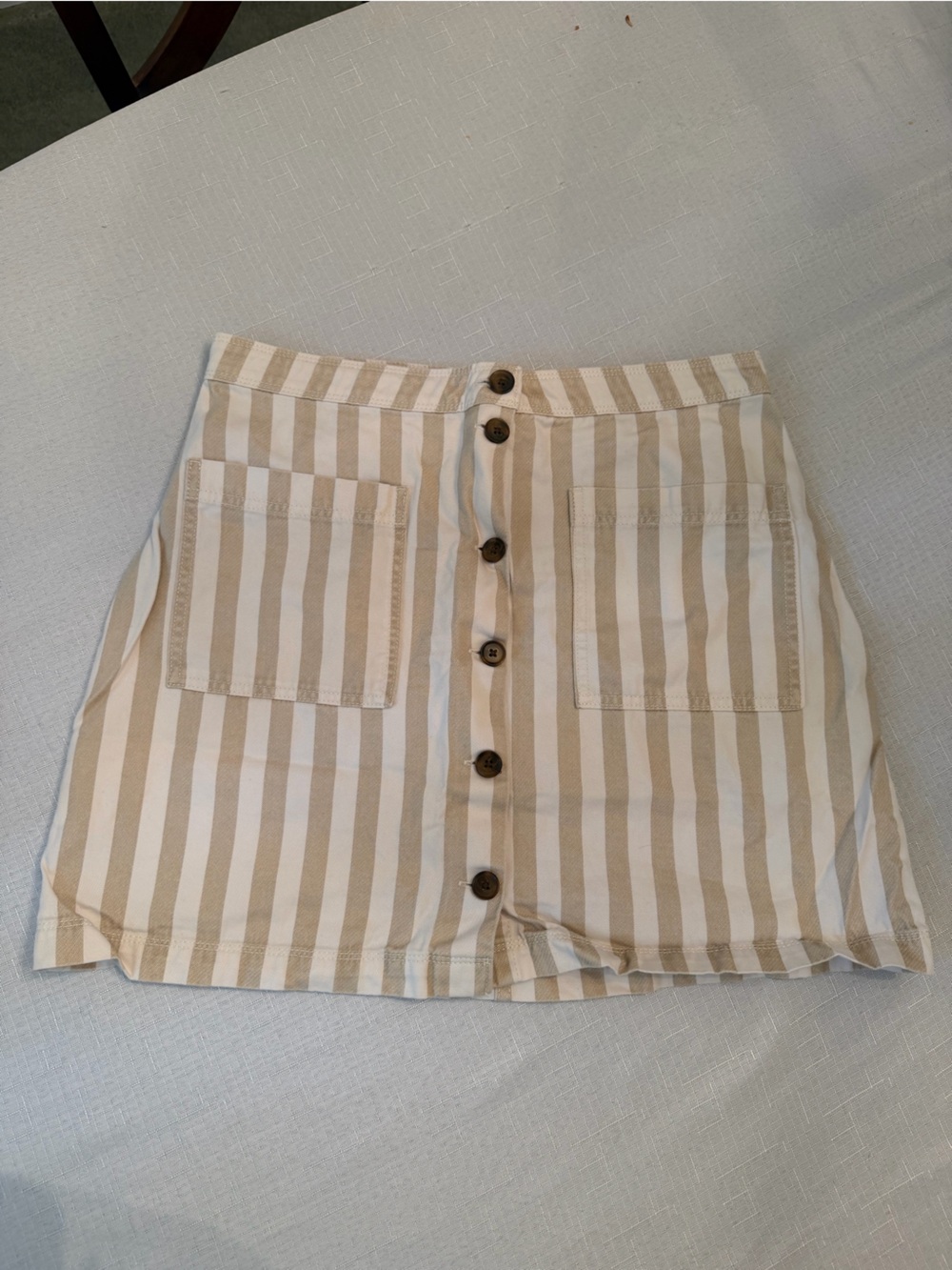 Kohl's Beige and White Striped Button-Front Mini Skirt